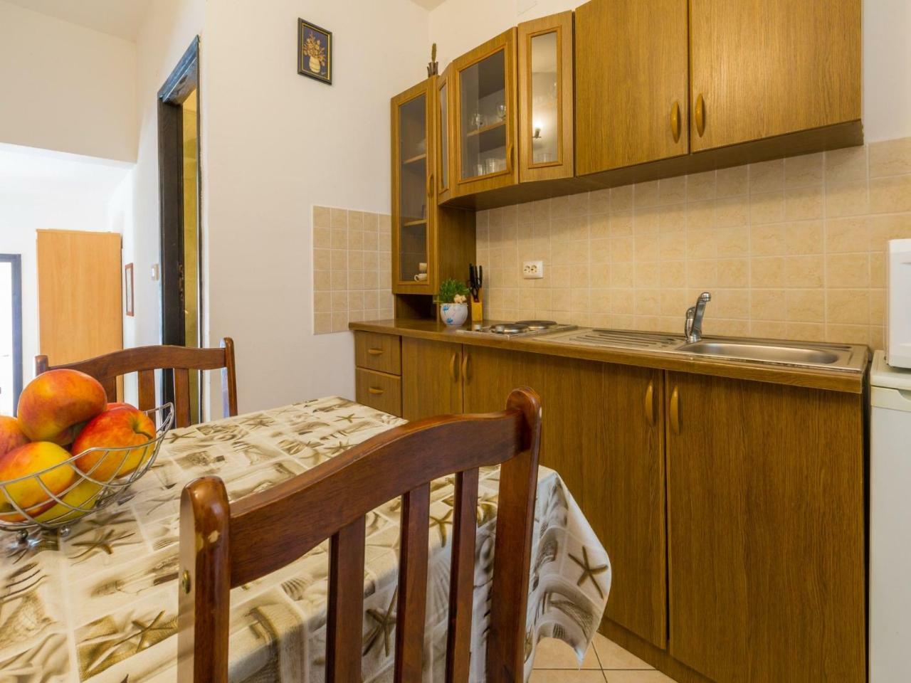 Apartments Adrasteja Dramalj Exterior foto